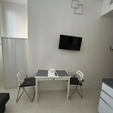 Elegant Appartamento *